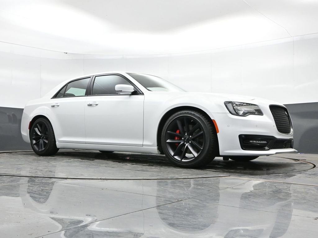 Used 2023 Chrysler 300 C RWD image 48