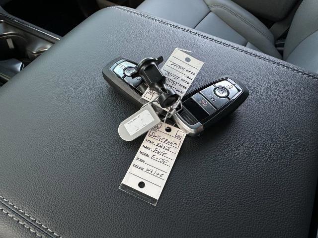 New 2025 Ford F150 Lightning Flash image 38