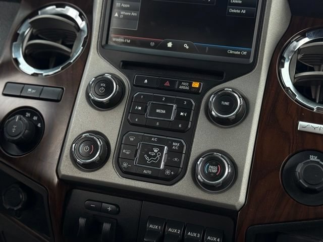 Used 2015 Ford F250 Lariat w/ Chrome Package AWD/4WD image 26