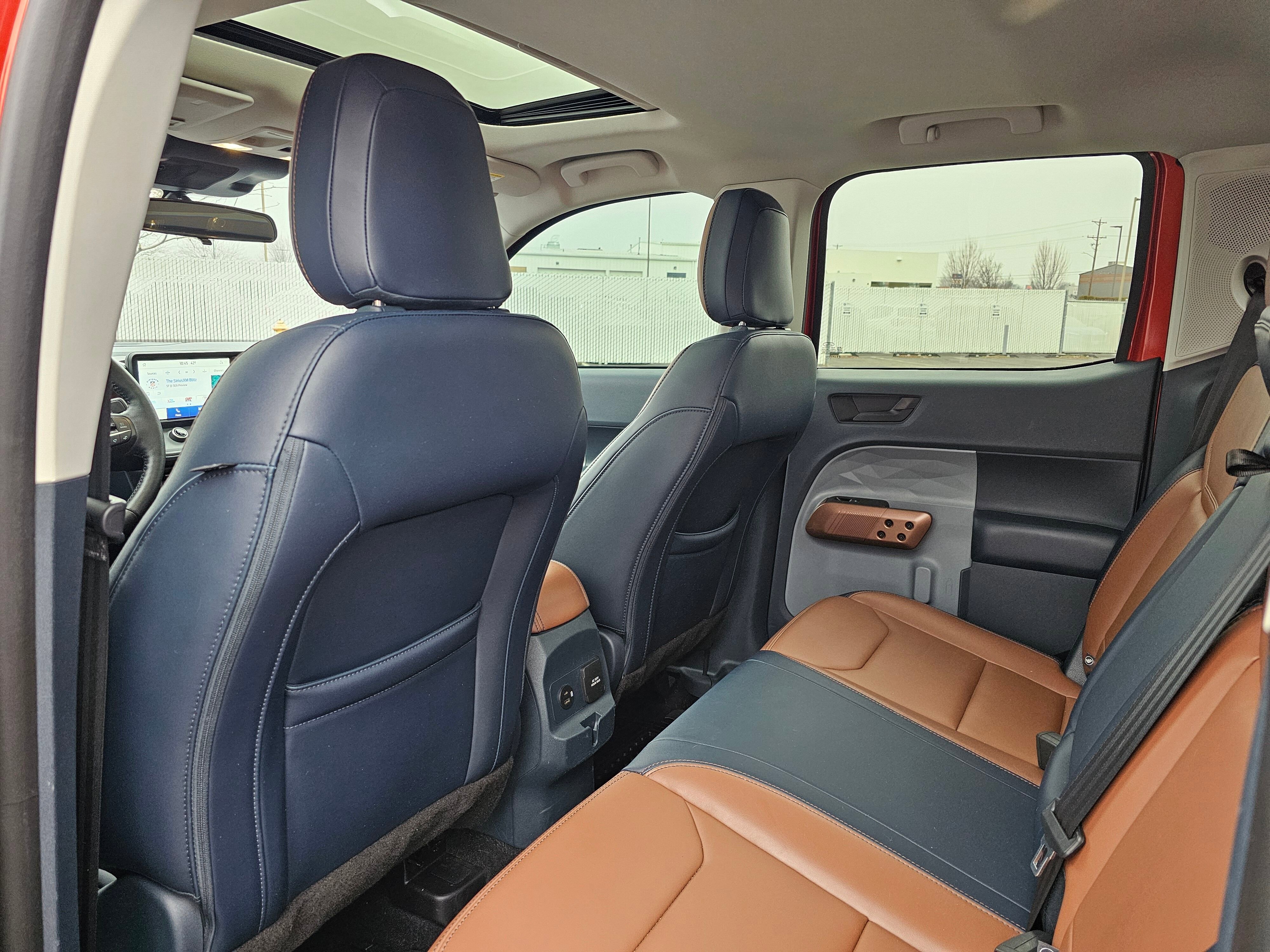 Used 2022 Ford Maverick Lariat w/ Lariat Luxury Package image 42