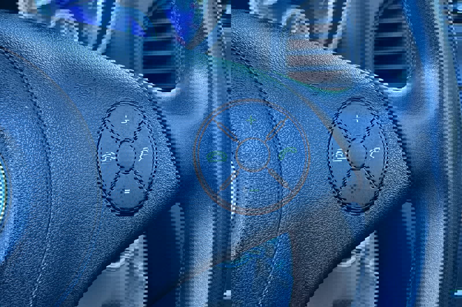 Used 2010 Mercedes-Benz SLK 300 image 19