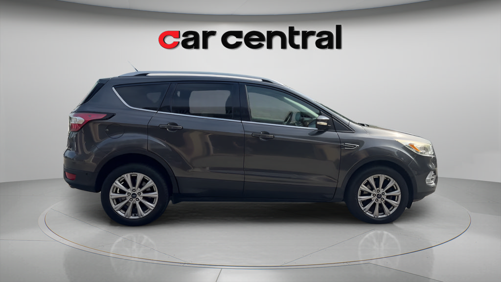 Used 2017 Ford Escape Titanium w/ Equipment Group 301A AWD/4WD image 7