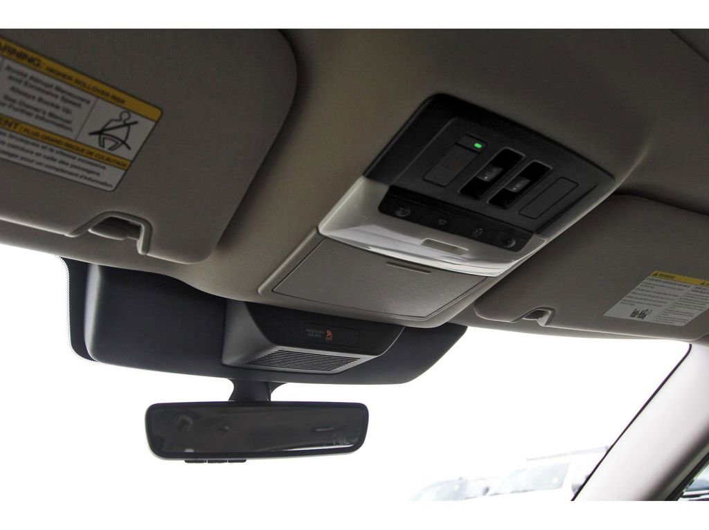 Used 2024 Nissan Pathfinder SL w/ SL Premium Package image 11