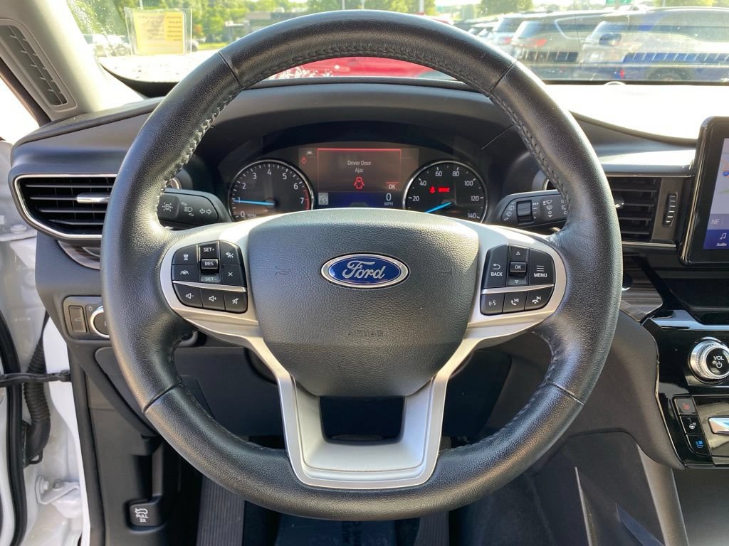 Certified 2023 Ford Explorer Limited w/ Equipment Group 301A RWD image 13