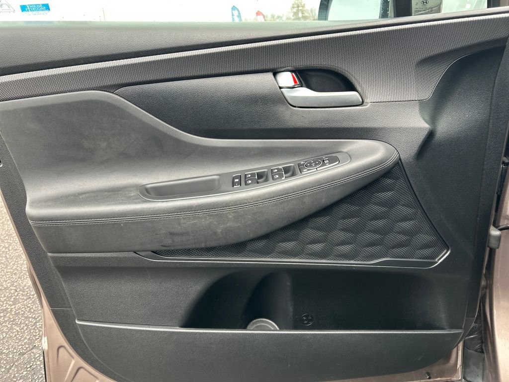 Used 2020 Hyundai Santa Fe SE w/ Cargo Package image 12