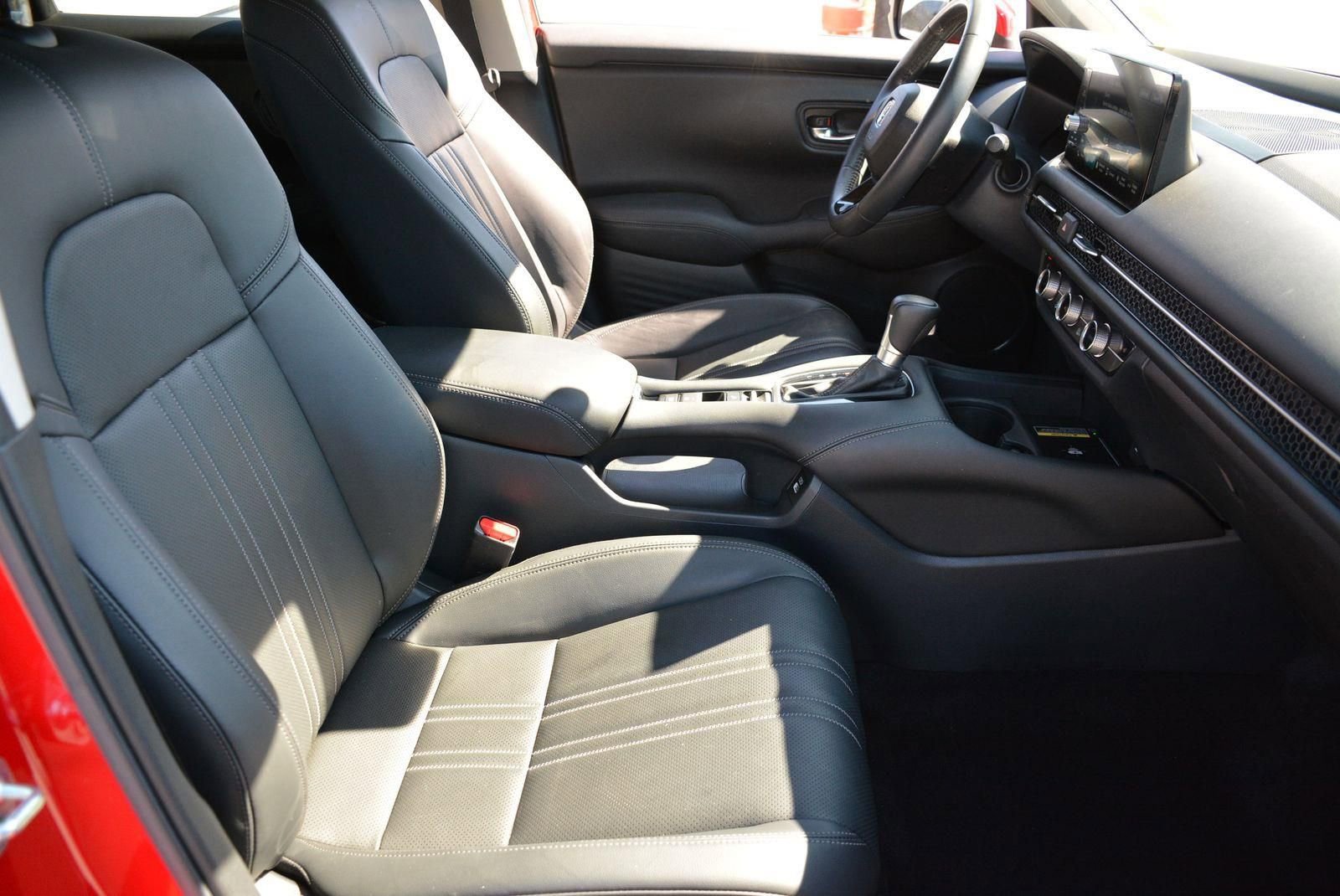 Used 2023 Honda HR-V EX-L image 19