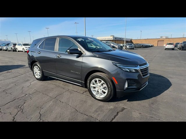 Certified 2023 Chevrolet Equinox LT image 2