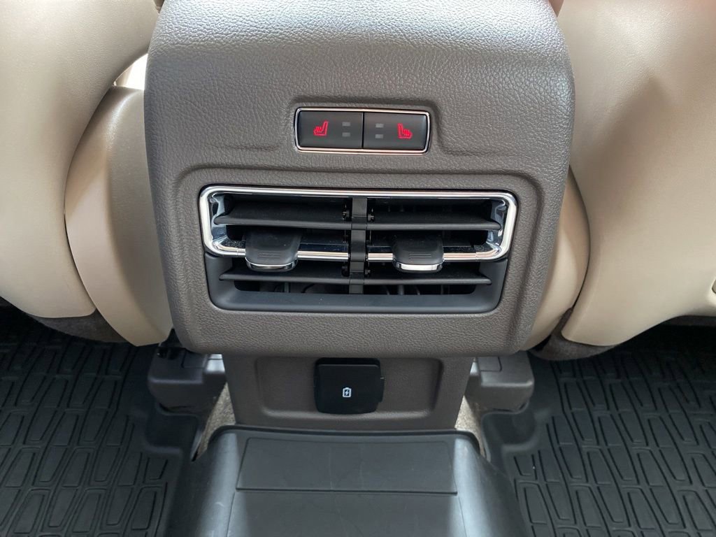 Used 2022 Lincoln Corsair Reserve w/ Elements Package image 12