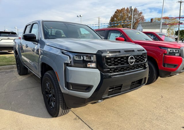 New 2026 Nissan Frontier SV image 1