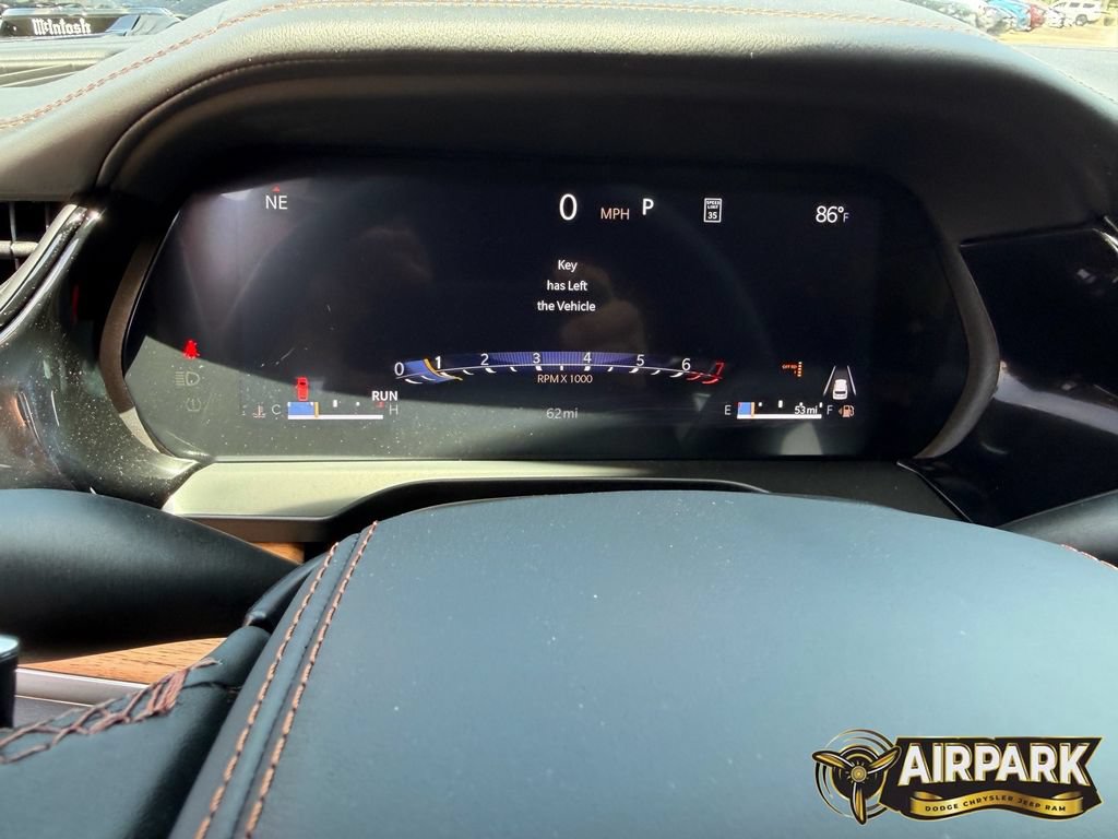 New 2026 Jeep Grand Cherokee Summit w/ Obsidian Package AWD/4WD image 26