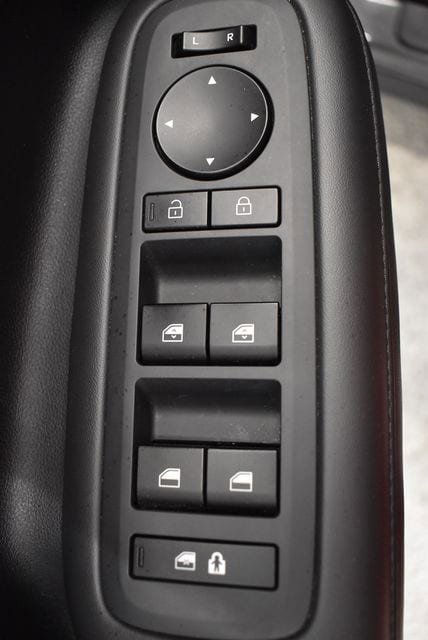 Used 2025 Hyundai Santa Fe SEL AWD/4WD image 21