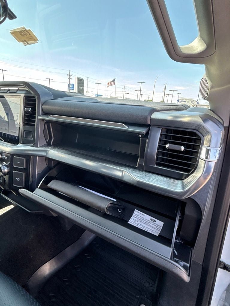 Used 2022 Ford F150 Lariat w/ FX4 Off-Road Package AWD/4WD image 33
