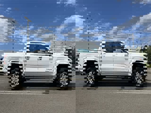 New 2025 Toyota Tacoma SR5 image 3