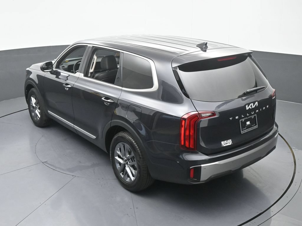 Used 2025 Kia Telluride LX FWD image 48