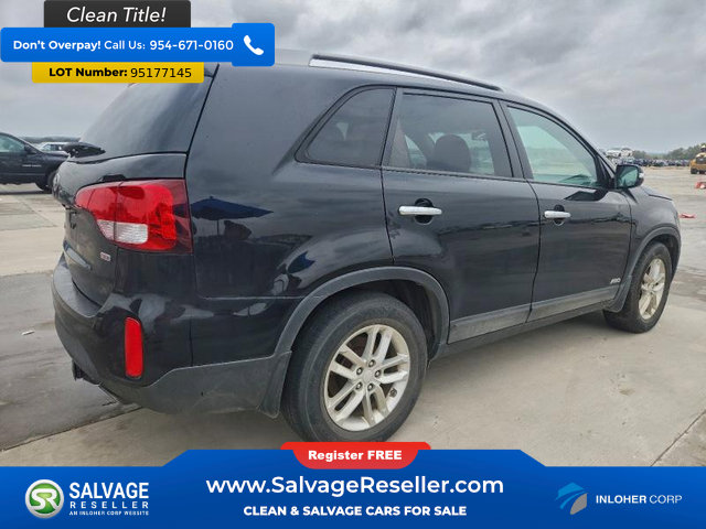 Used 2014 Kia Sorento LX image 4