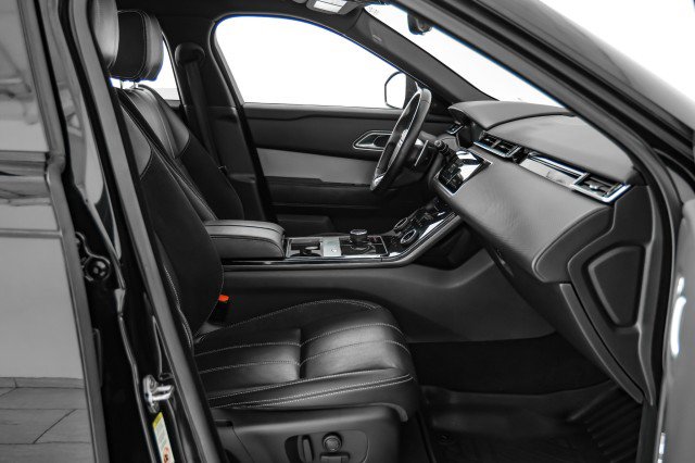 Used 2020 Land Rover Range Rover Velar R-Dynamic S image 30