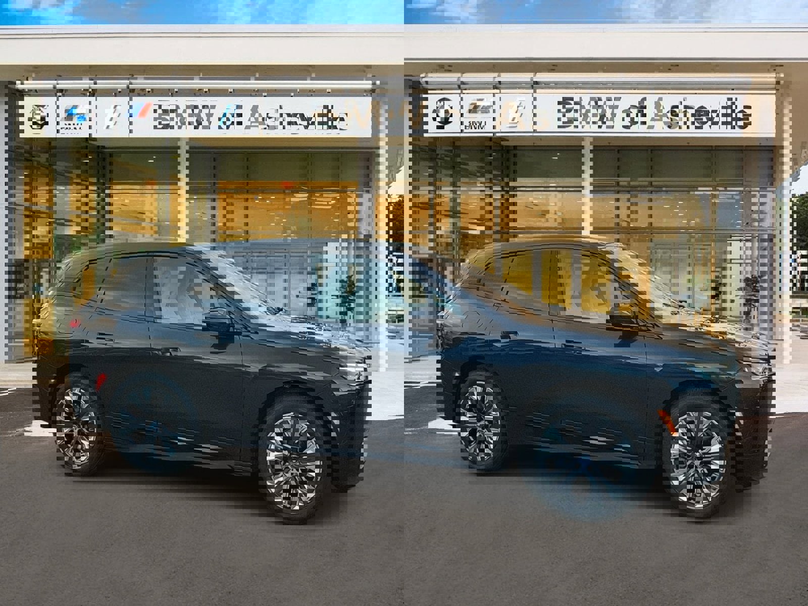 Used 2025 BMW iX xDrive50 w/ Convenience Package