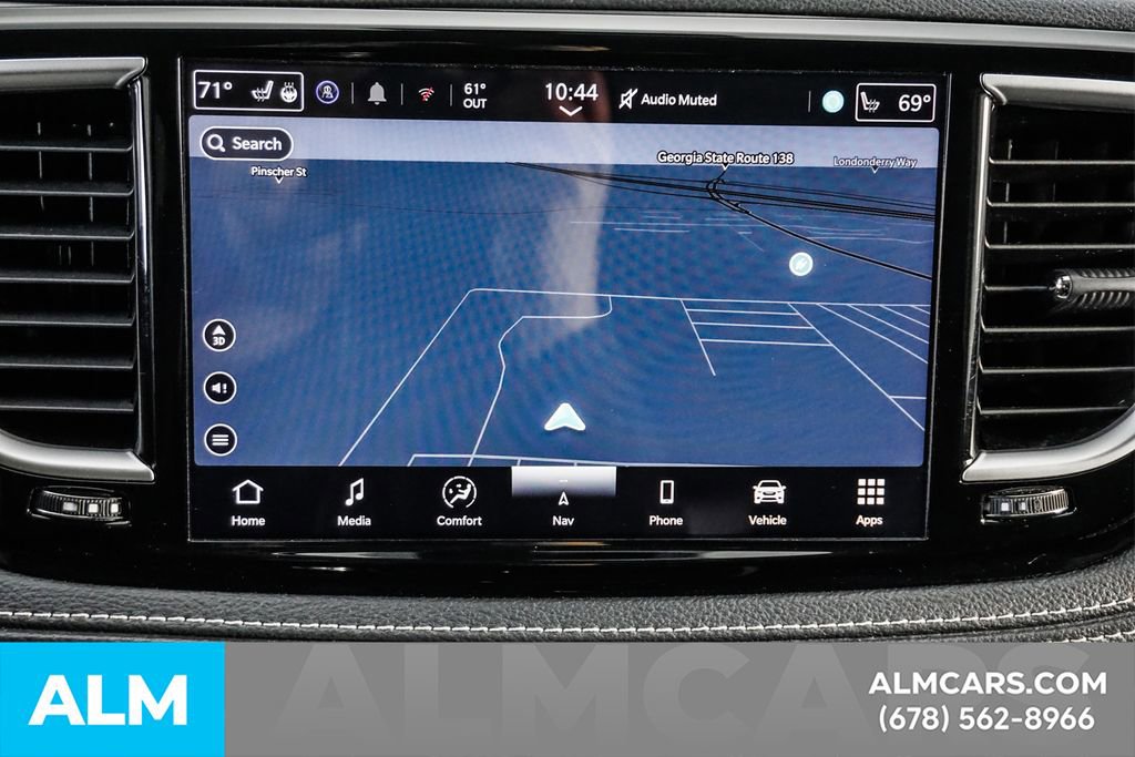 Used 2024 Chrysler Pacifica Select image 36