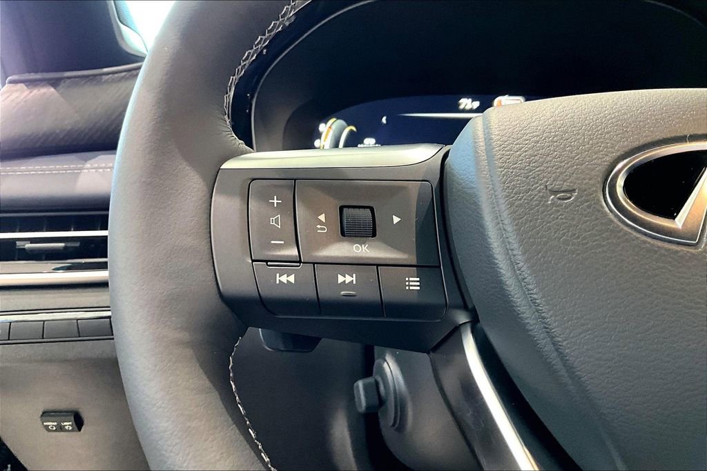 New 2026 INFINITI QX60 Sport w/ Dark Cargo Package image 31