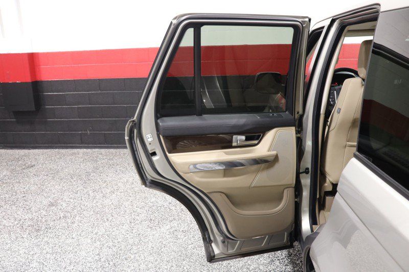 Used 2011 Land Rover Range Rover Sport HSE AWD/4WD image 37