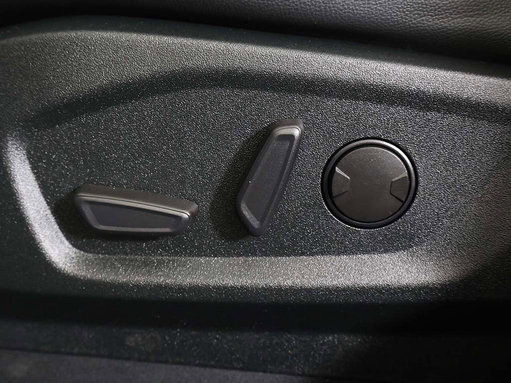 Used 2022 Ford Edge SEL w/ Convenience Package image 31