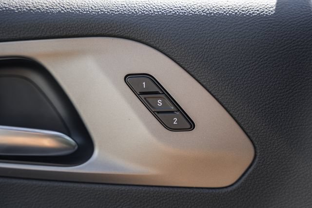 New 2027 Chrysler Pacifica Select FWD image 47