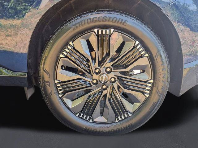 Certified 2025 Nissan Murano Platinum w/ Cargo Package AWD/4WD image 11