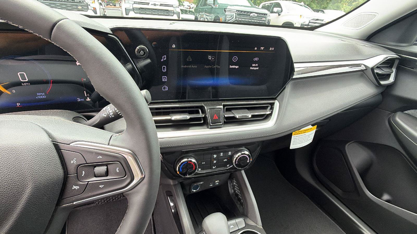 New 2026 Chevrolet TrailBlazer LT w/ Midnight Edition FWD image 5