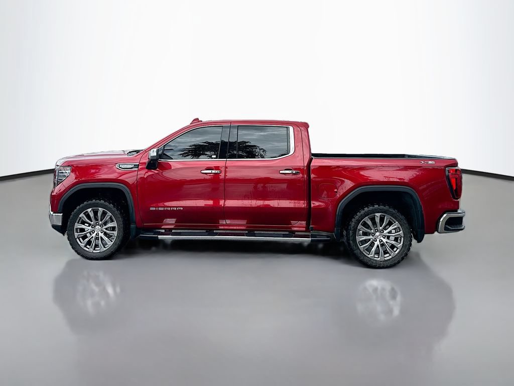 Used 2023 GMC Sierra 1500 SLT AWD/4WD image 4