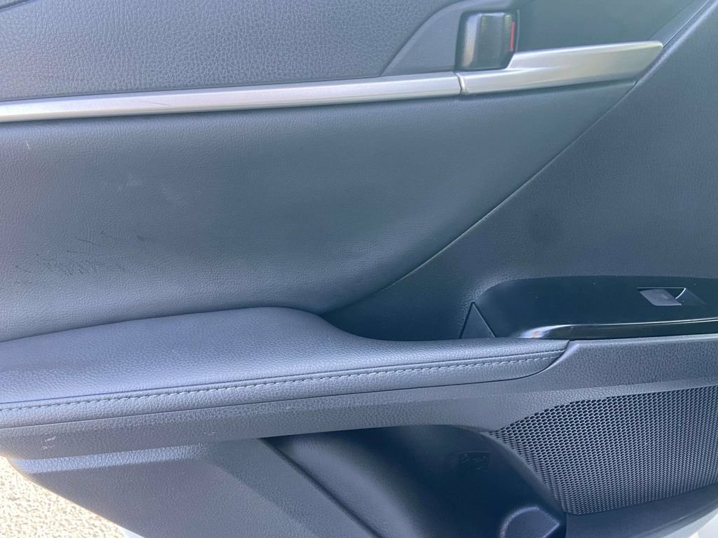 Used 2025 Toyota Camry XSE FWD image 14