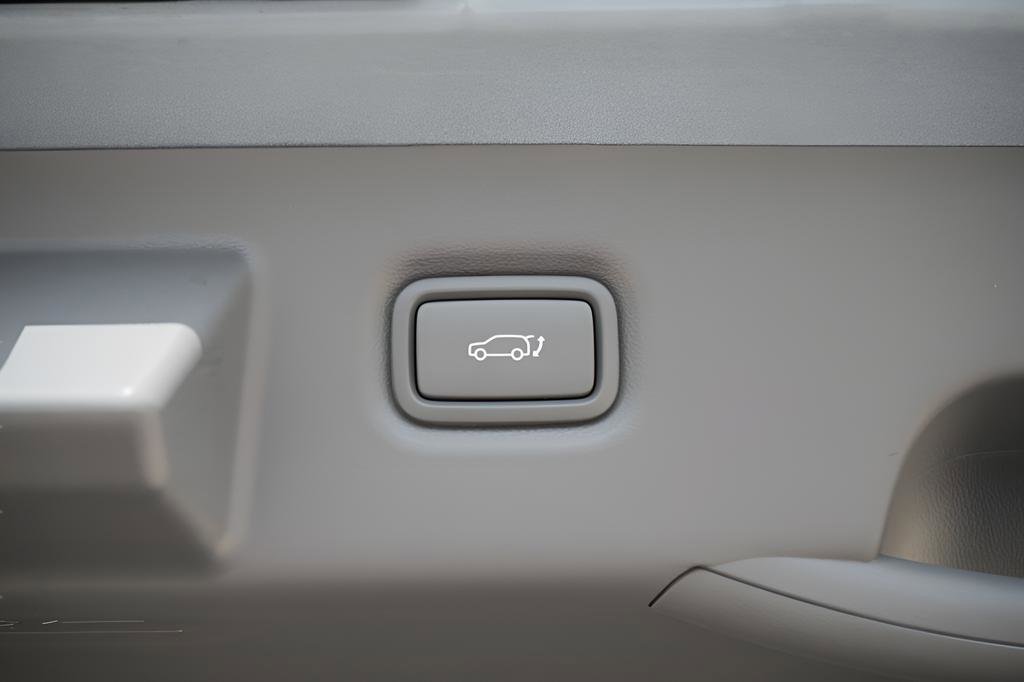 New 2026 Hyundai Ioniq 5 SEL AWD/4WD image 11