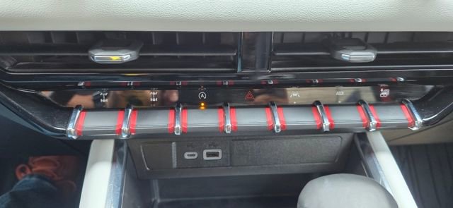 Used 2024 GMC Canyon AT4X image 20