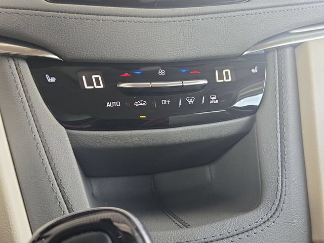 Certified 2024 Cadillac XT5 Premium Luxury FWD image 18
