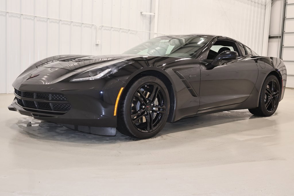 Used 2017 Chevrolet Corvette Stingray Coupe w/ Carbon Flash Badge Package image 6