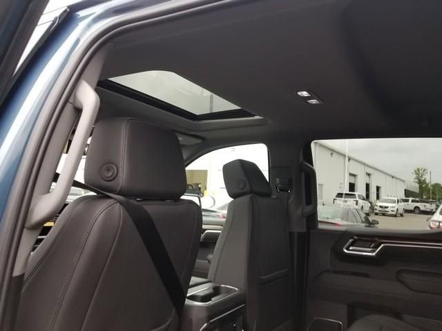 New 2026 GMC Sierra 1500 Elevation w/ Elevation Premium Package image 17