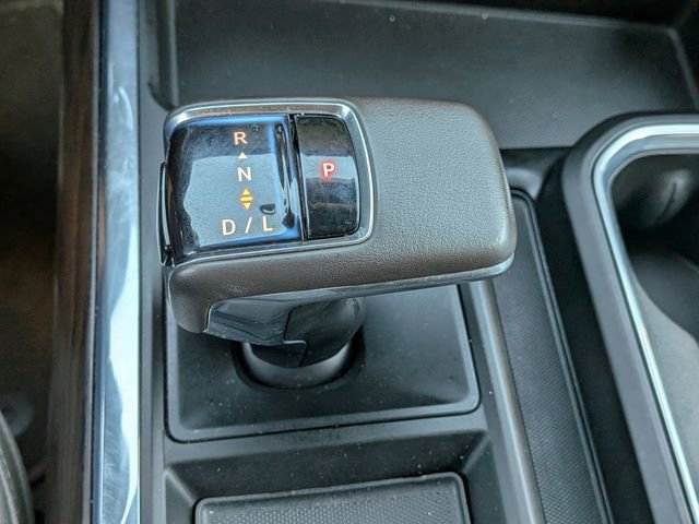 Used 2022 GMC Sierra 1500 SLT w/ SLT Premium Plus Package AWD/4WD image 26