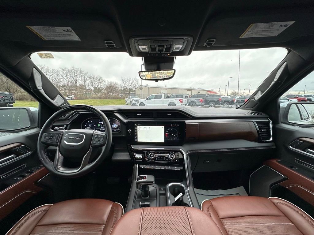 Used 2024 GMC Sierra 1500 Denali Ultimate image 9