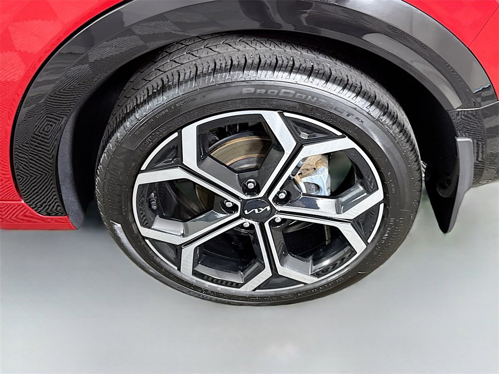 Used 2024 Kia Niro EX Touring image 36