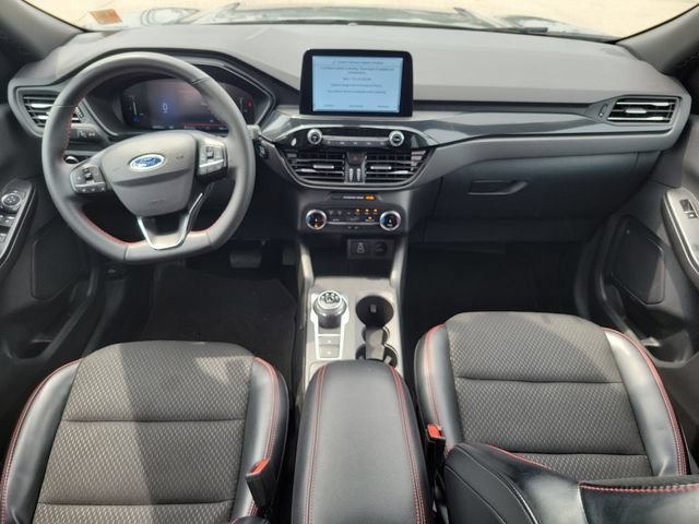 Used 2025 Ford Escape ST-Line AWD/4WD image 13