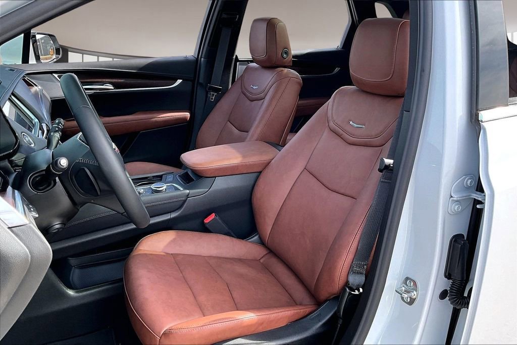 New 2026 Cadillac XT5 Premium Luxury w/ Driver Assist Package image 9