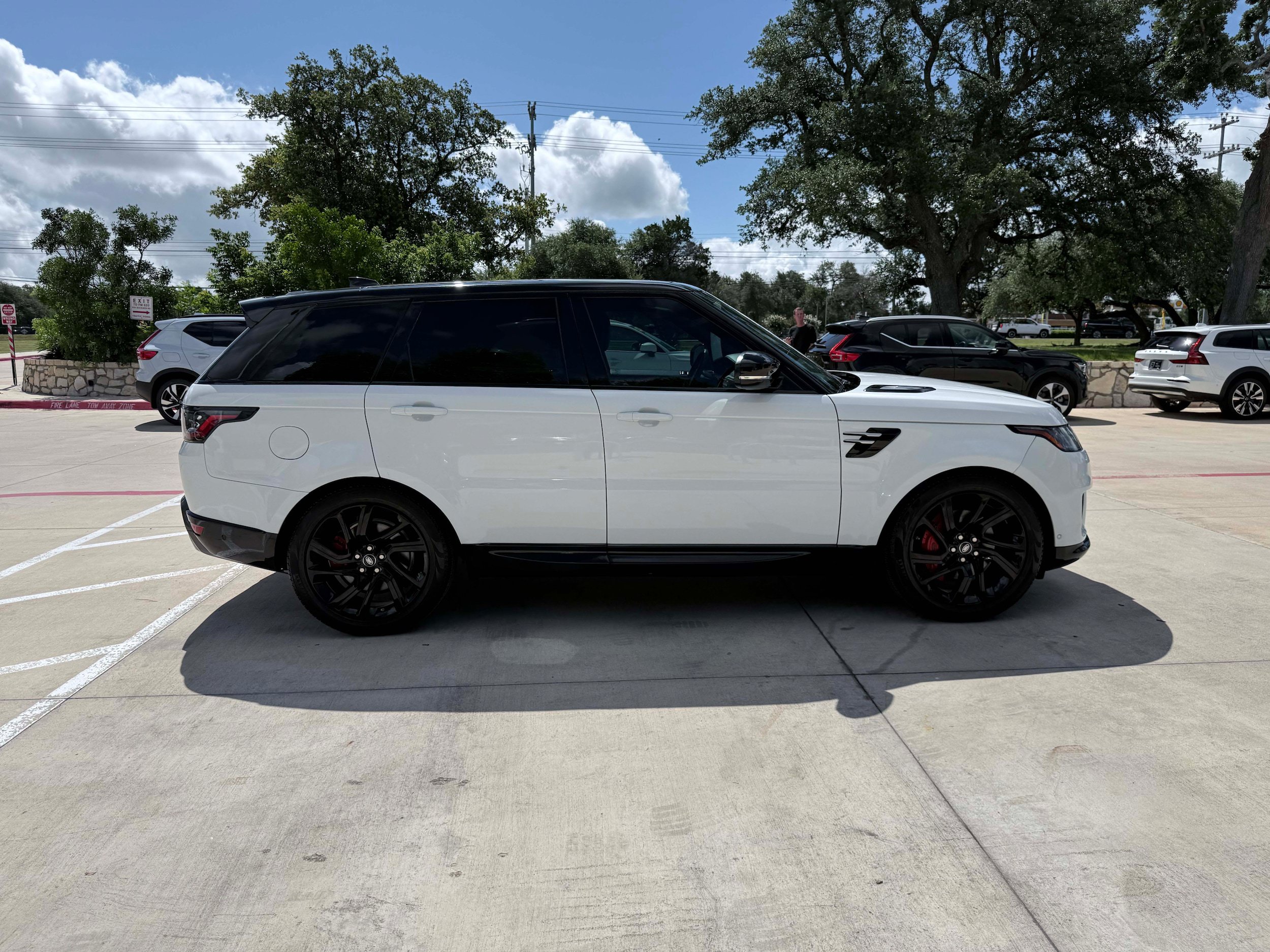Used 2019 Land Rover Range Rover Sport HSE AWD/4WD image 7