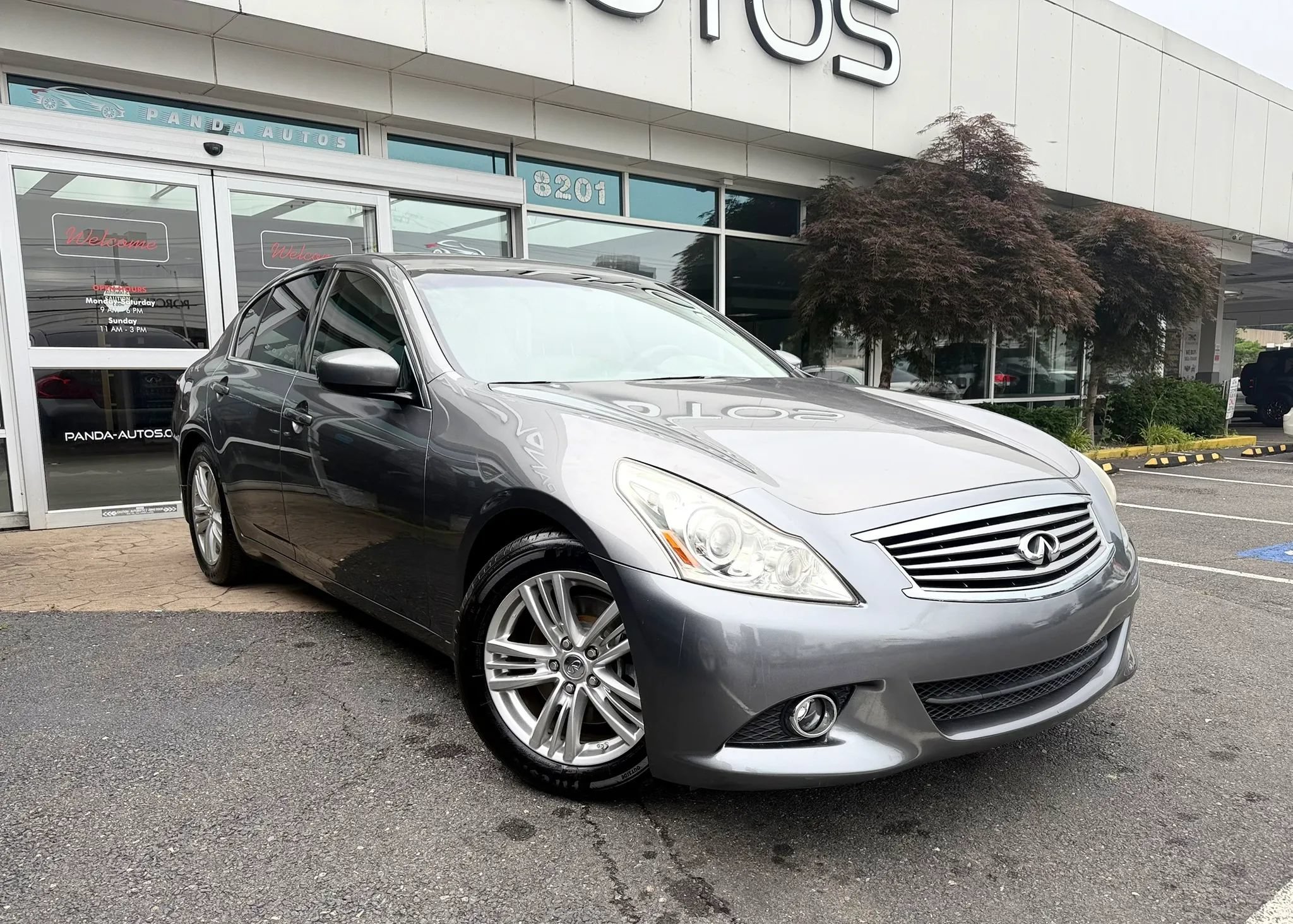 Used 2012 INFINITI G37 Journey w/ Premium Pkg RWD image 1