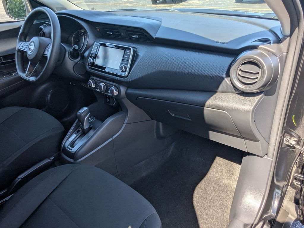 Used 2025 Nissan Kicks Play S FWD image 31