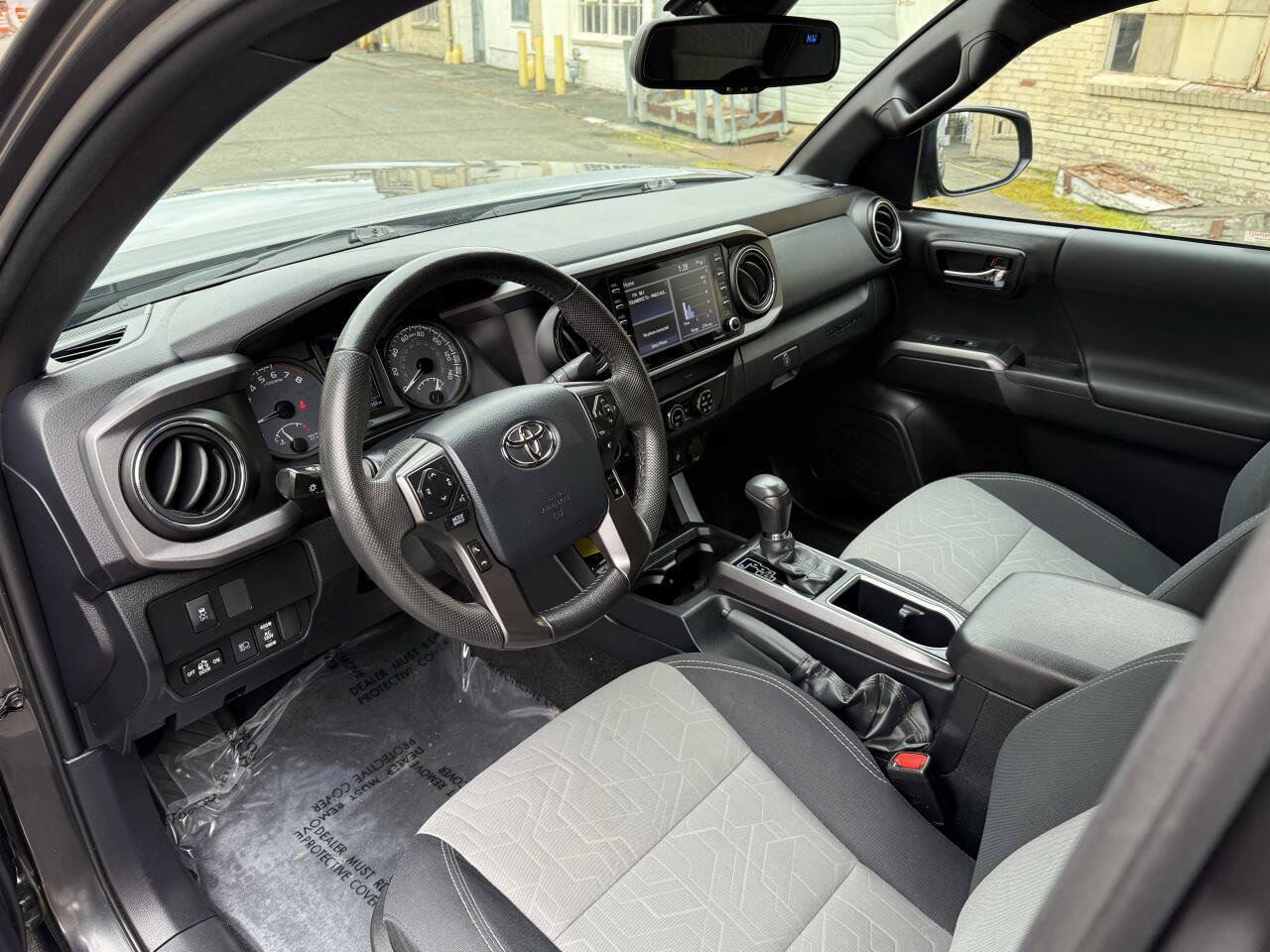 Used 2020 Toyota Tacoma TRD Off-Road w/ Blackout Package image 37