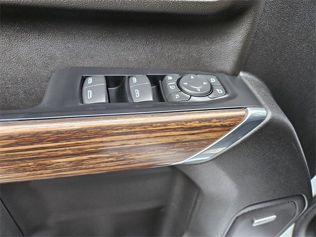 Used 2020 Chevrolet Silverado 2500 High Country image 16