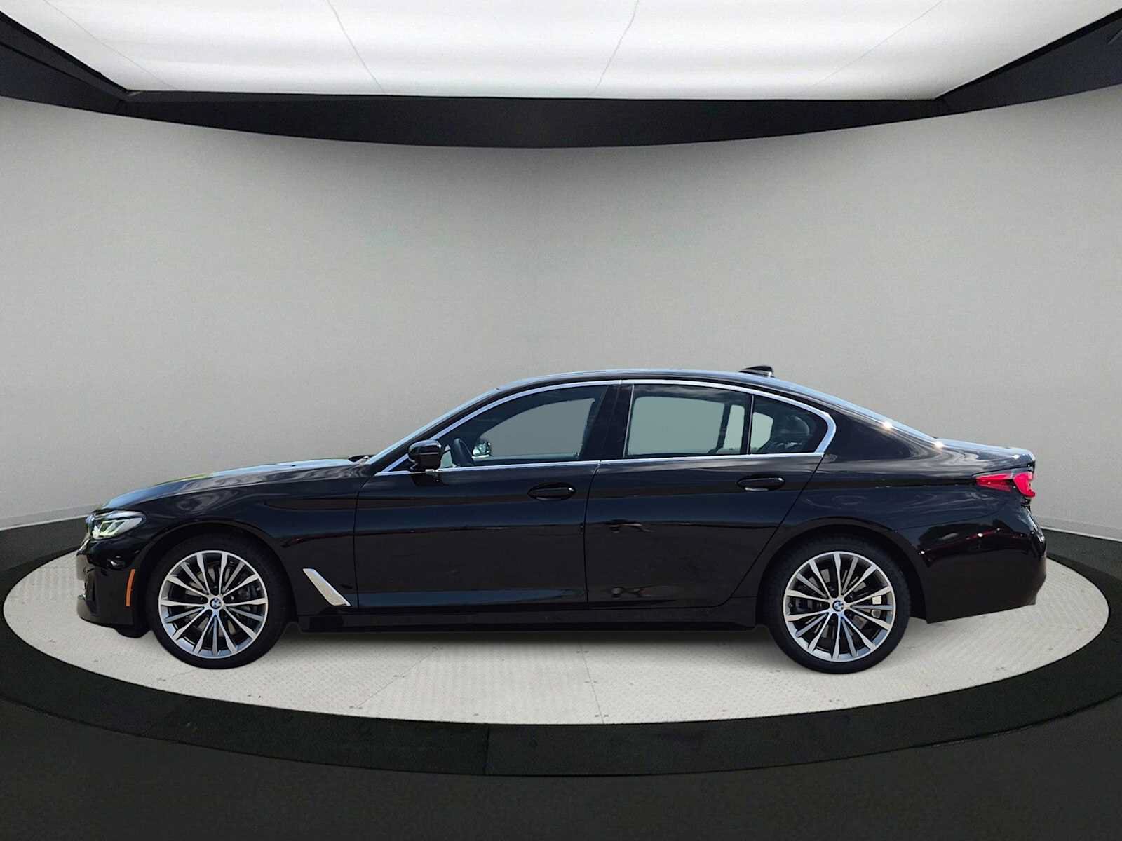 Used 2023 BMW 540i xDrive w/ Premium Package AWD/4WD image 5
