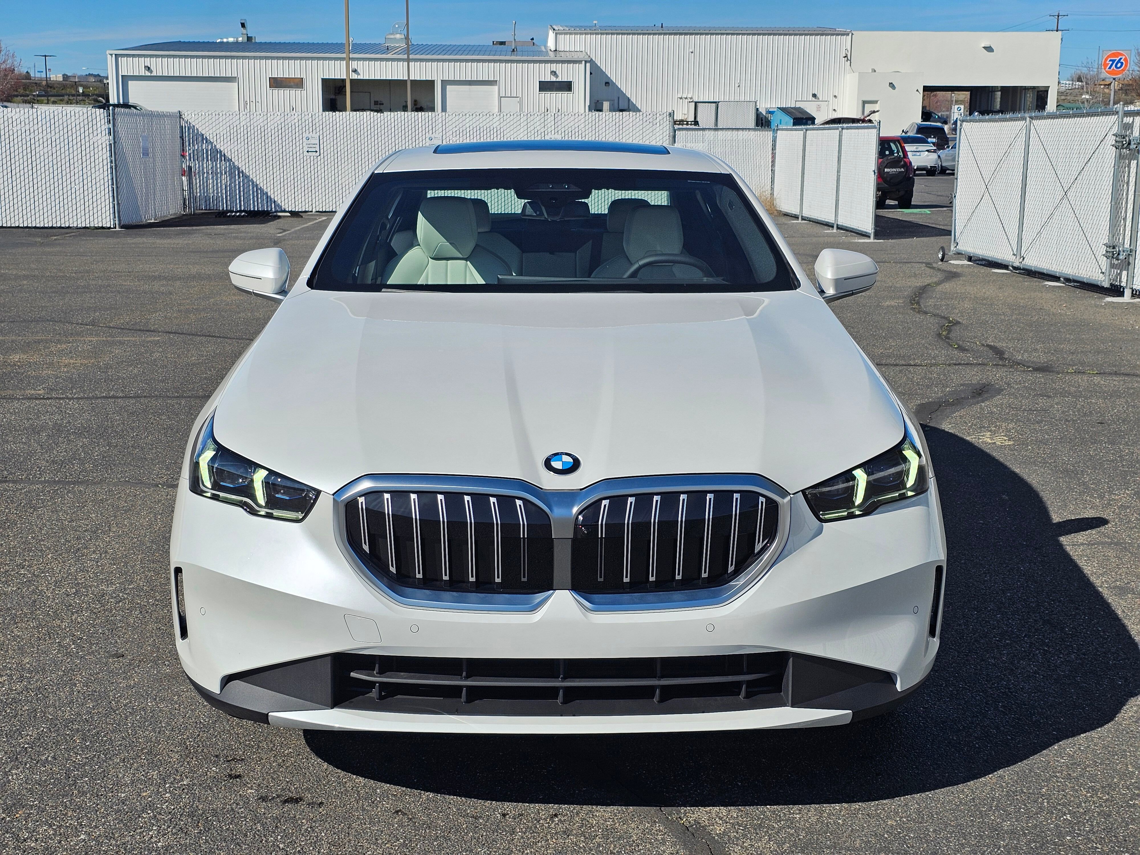 New 2025 BMW 530i xDrive image 6