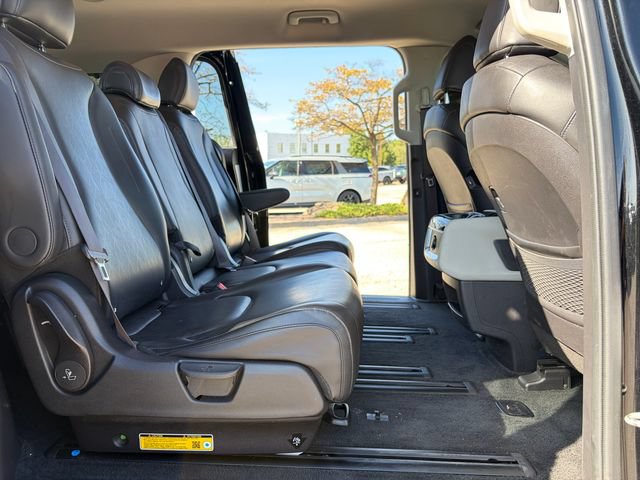 Certified 2024 Kia Carnival EX FWD image 21
