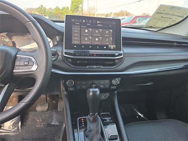 Used 2022 Jeep Compass Trailhawk image 22