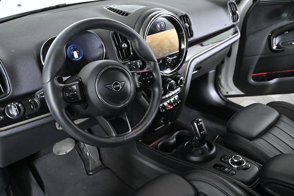 Used 2023 MINI Cooper Countryman S w/ Signature Upholstery Package image 10
